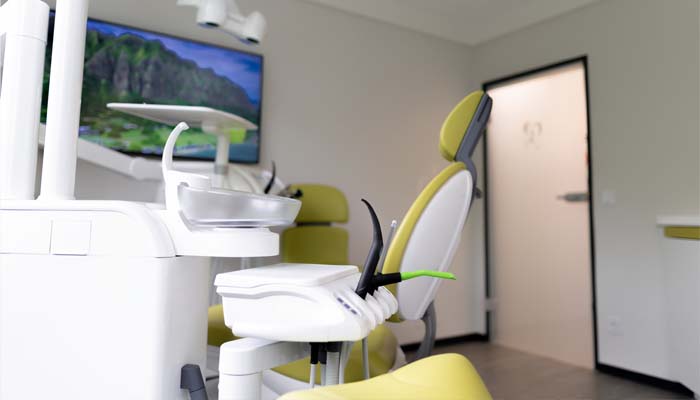 Zahnarzt Bochum - Dr. Philipp 3